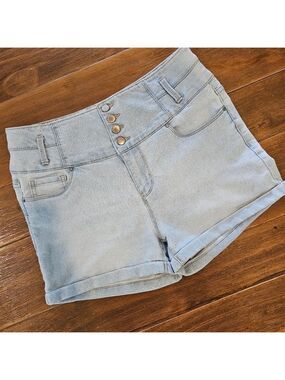 NEW LOOK HIGHWAIST LIGHTWASH ROLLED HEM DENIM SHORTS SIZE 8